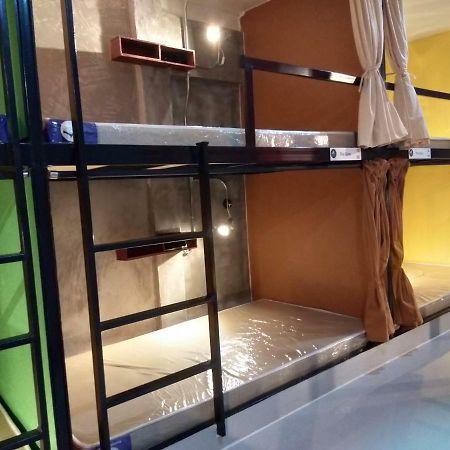 Baan P'Maali Hostel Chiang Rai Buitenkant foto