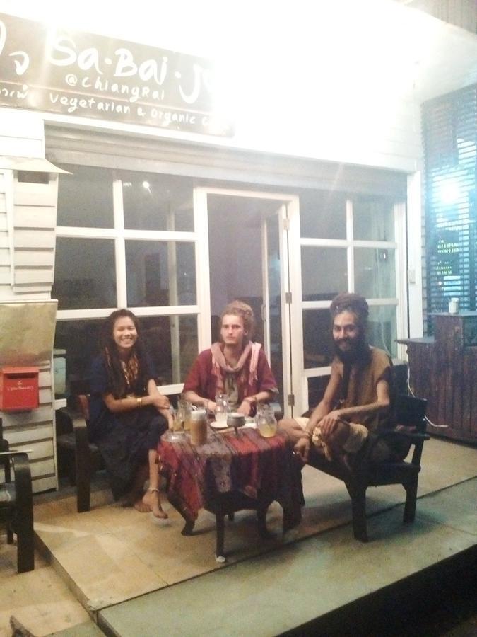 Baan P'Maali Hostel Chiang Rai Buitenkant foto