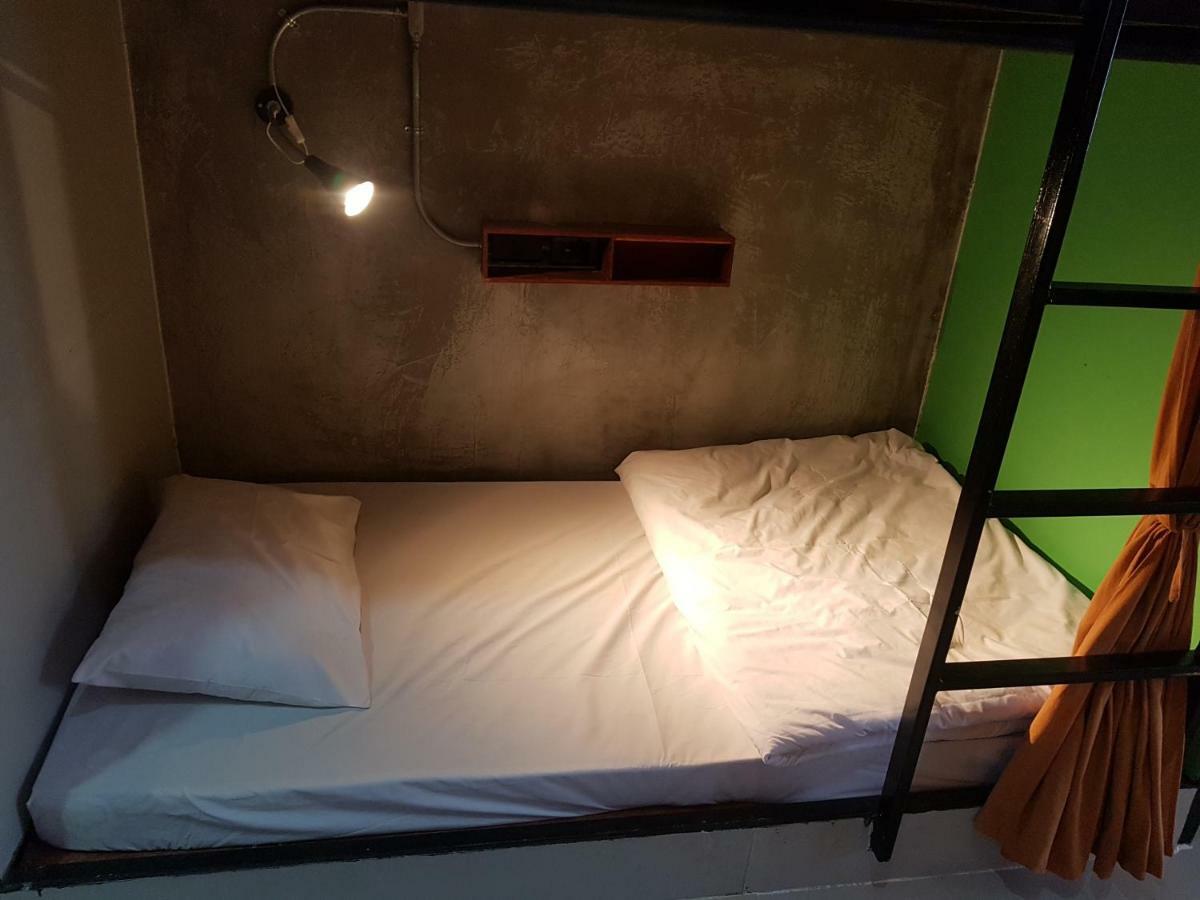 Baan P'Maali Hostel Chiang Rai Buitenkant foto